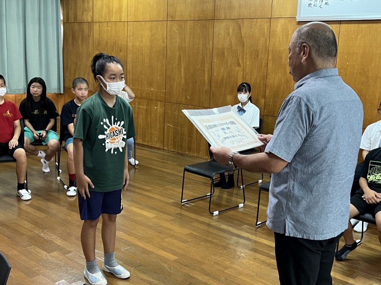 1学期表彰朝会の様子