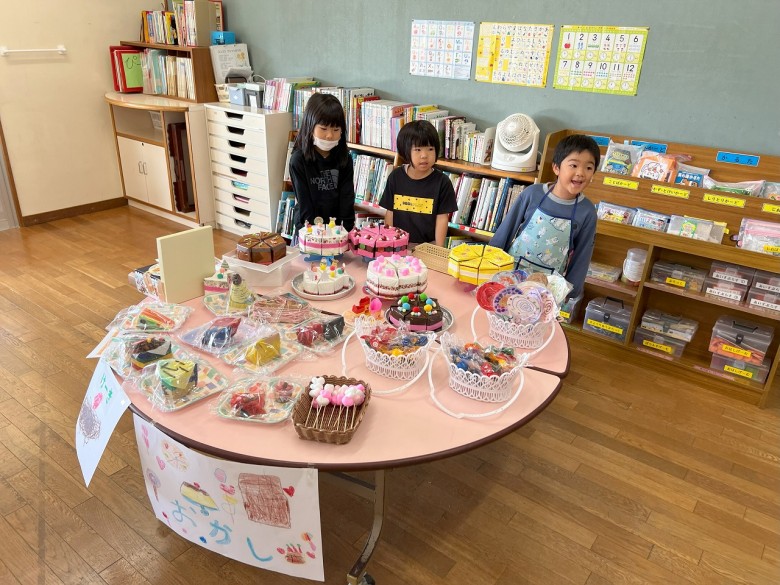 おみせやさんごっこの様子